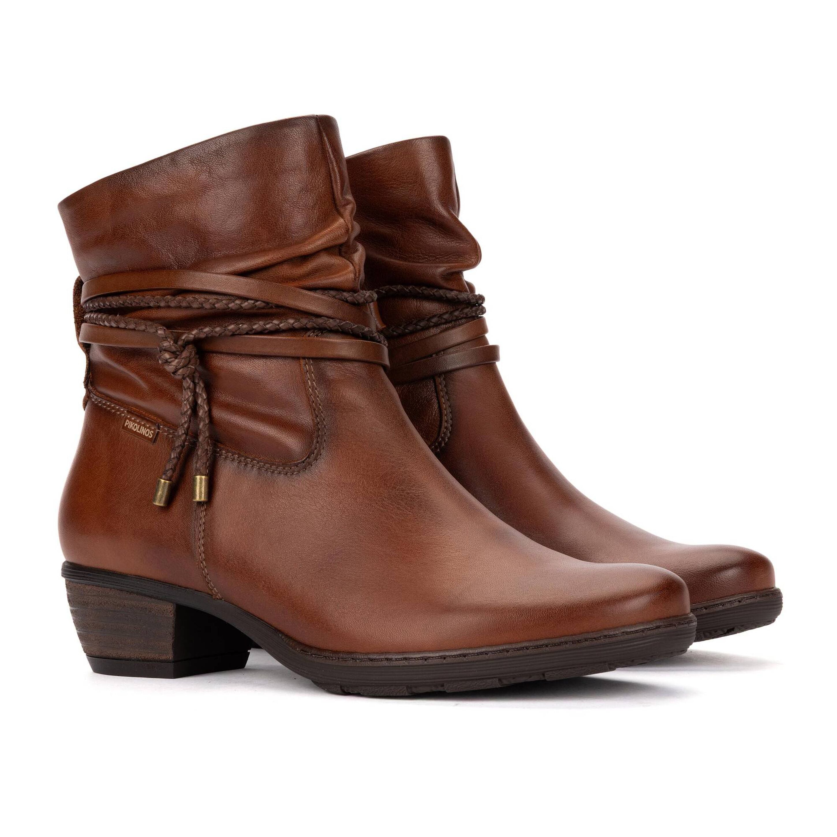Pikolinos Utiel Ankle Boots with Wrinkled Leather and Decorative Detail Women's 7