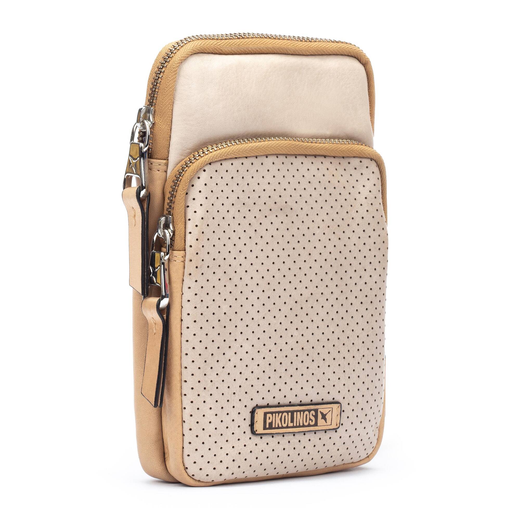 Pikolinos Salinas Leather Phone Pouch 10