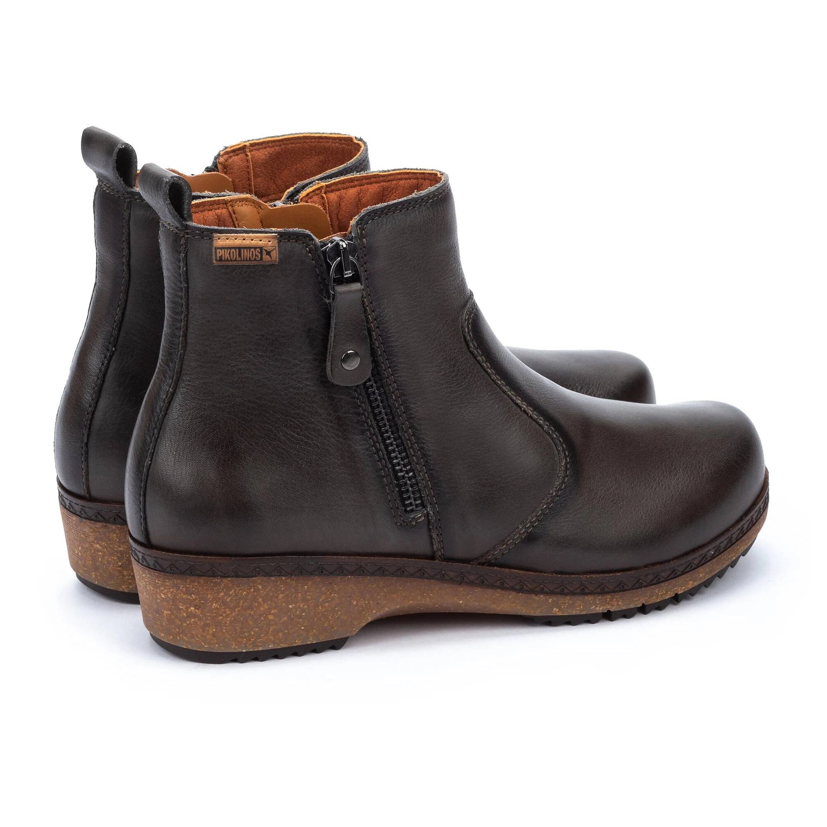 Pikolinos Granada Ankle Boot Women's 5