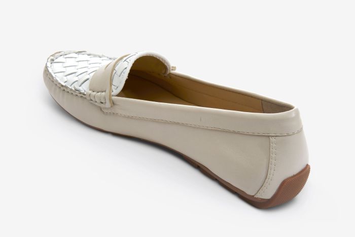 Vaneli Adebel Women's 4