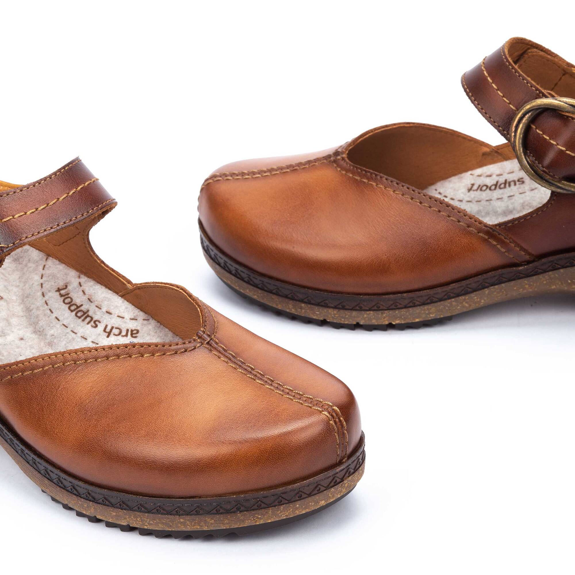 Pikolinos Granada Mary Jane Women's 19