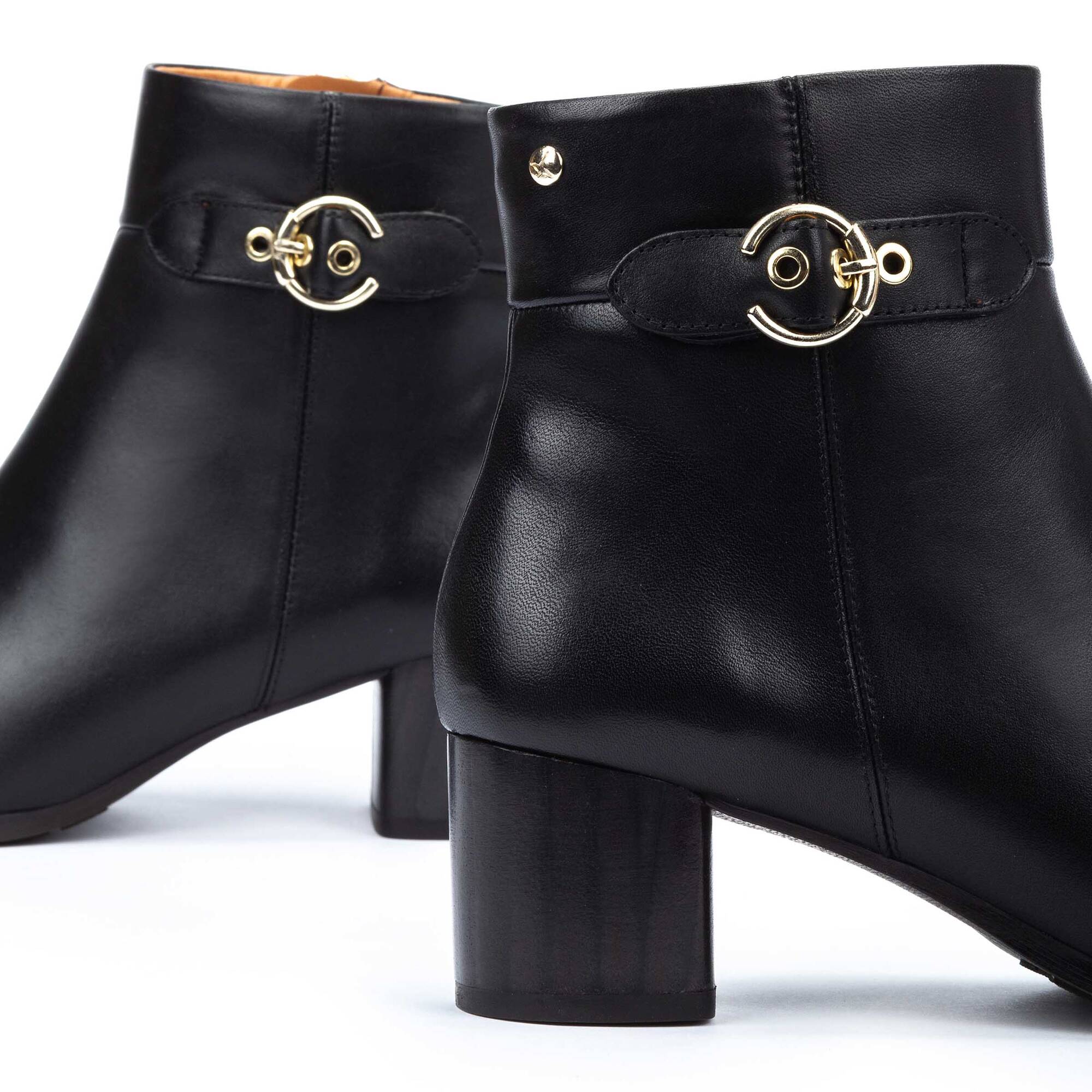 Pikolinos Calafat Wide Heel Ankle Boots Women's 7