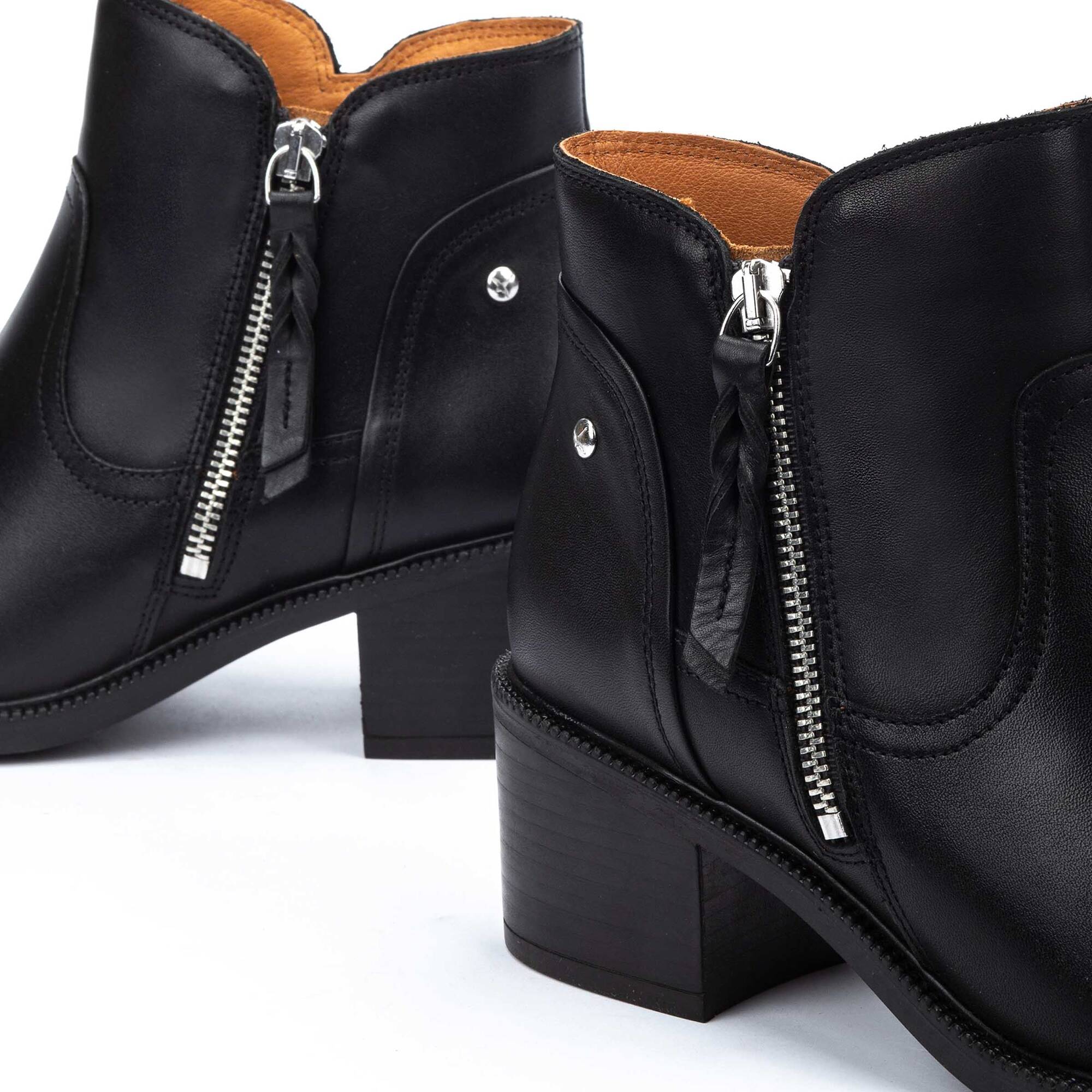 Pikolinos Bacarot Short Ankle Boots with Zip Women's 6