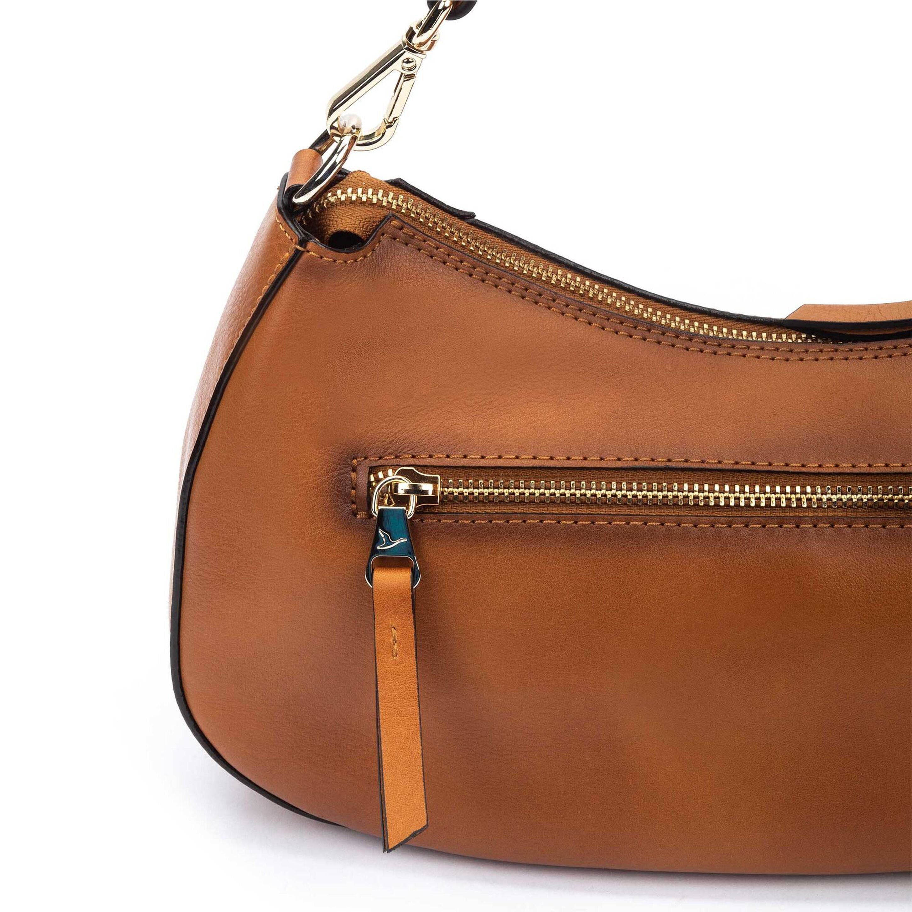 Pikolinos Ares Shoulder Bag 5