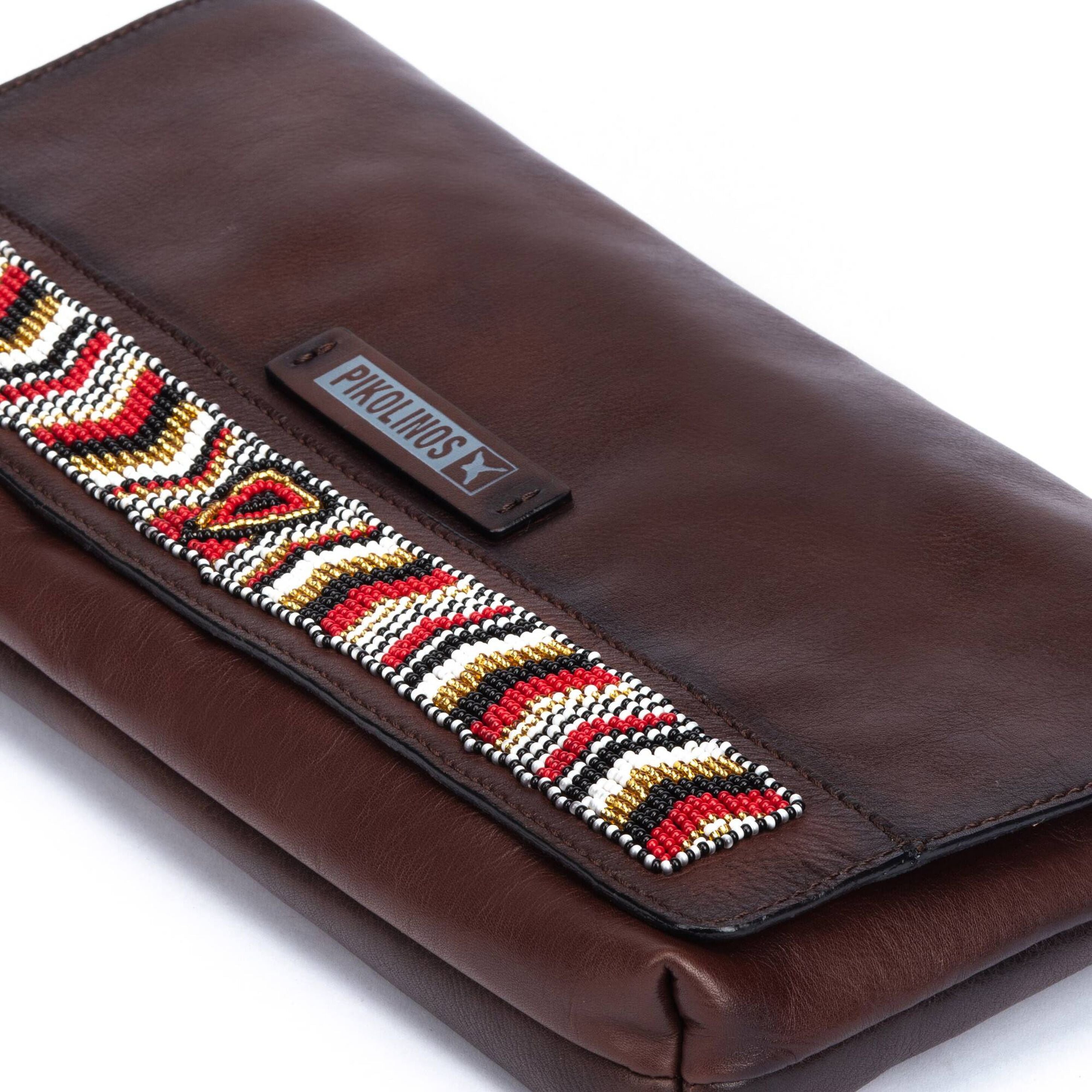 Pikolinos Fanzara Bag with Maasai Beads 5