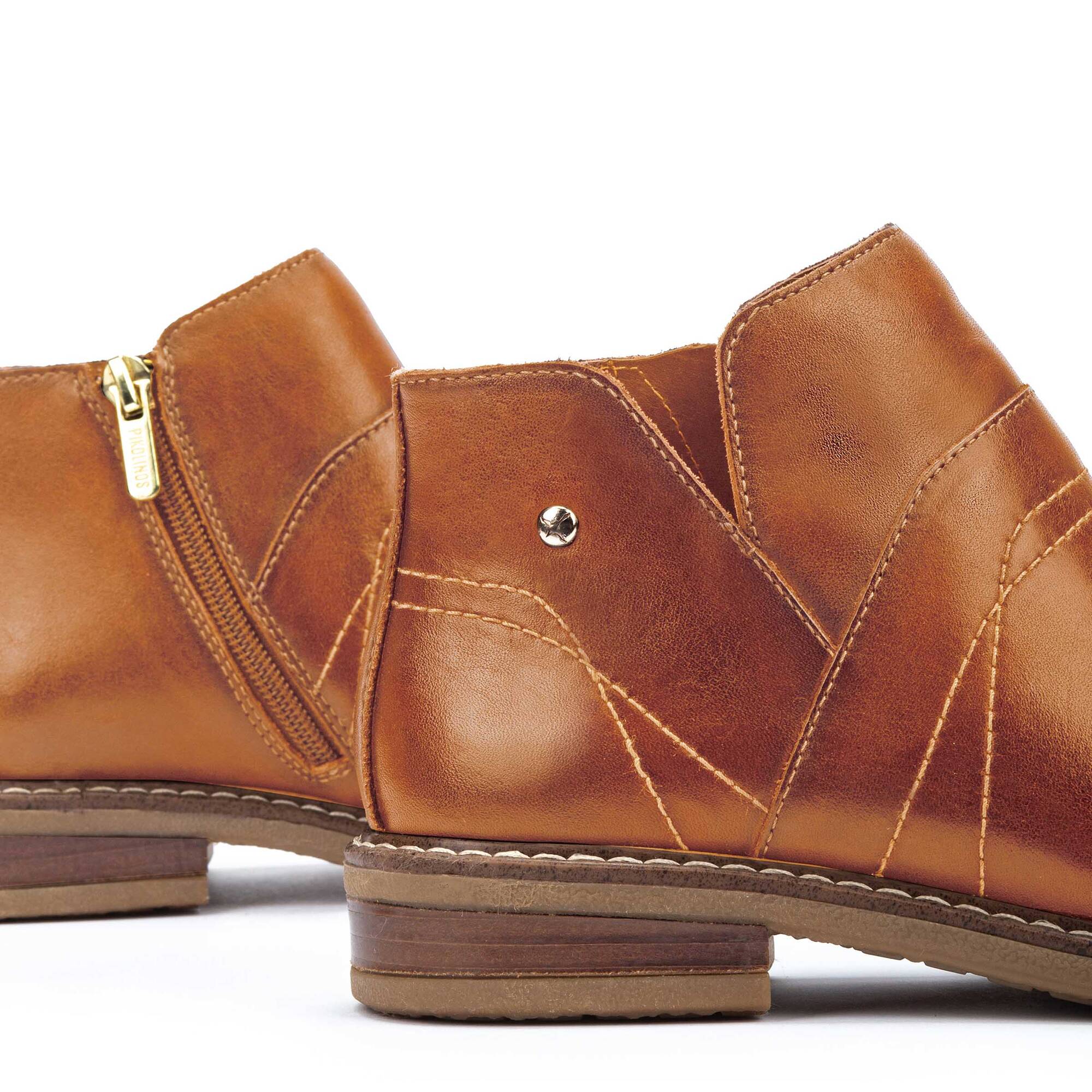 Pikolinos Aldaya Ankle Boots Women's