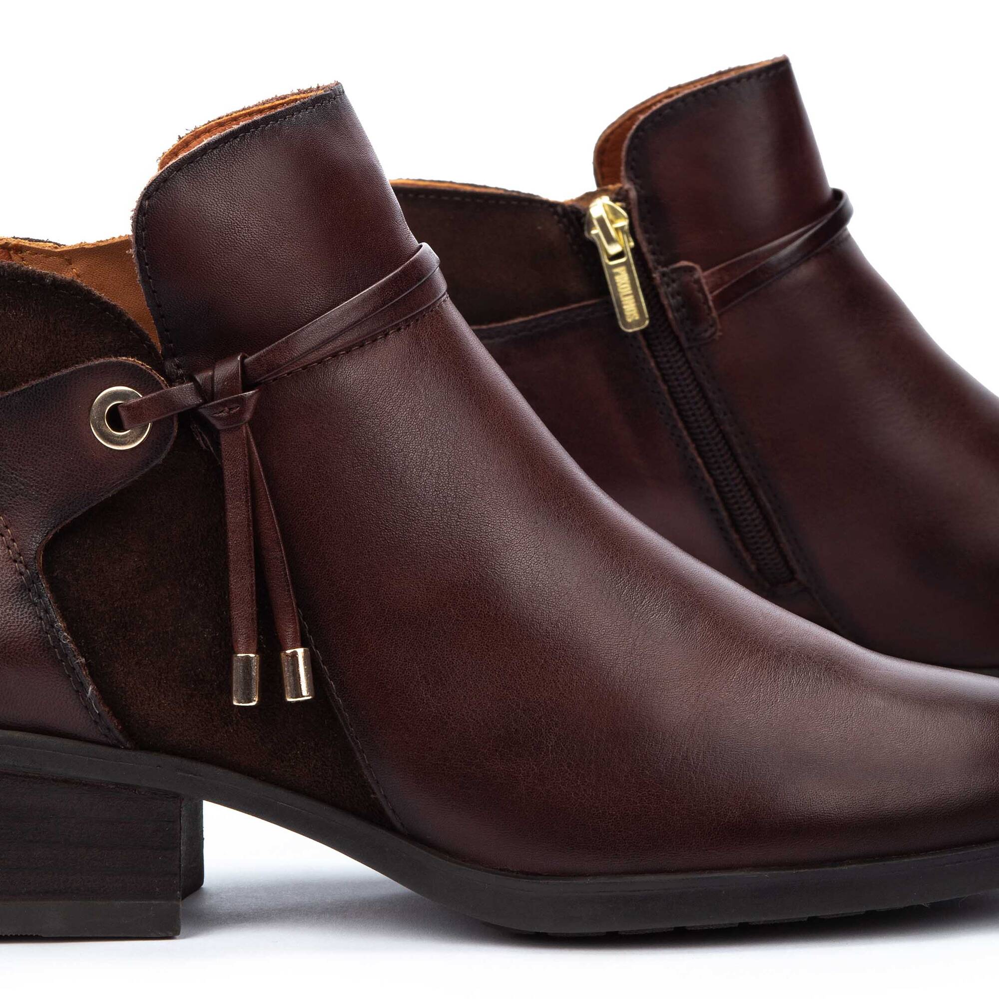 Women's Pikolinos Darcoa Ankle Boot