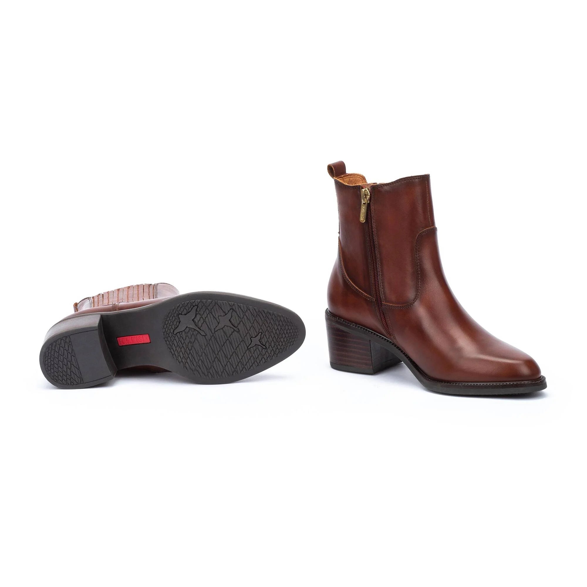 Pikolinos Bacarot Leather Ankle Boots Women's 4