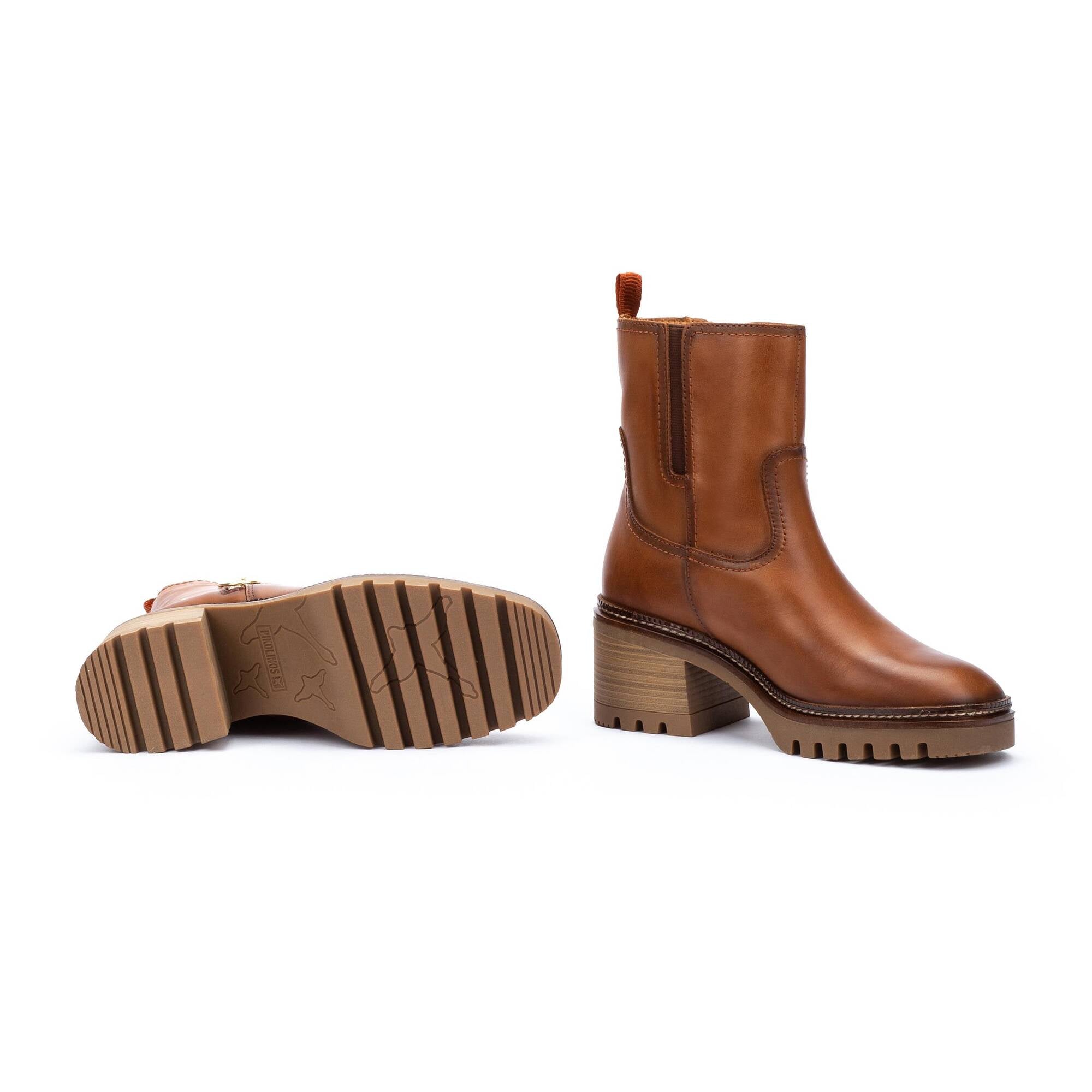 Women's Pikolinos Valladolid Ankle Boots with Mi-Heel and Studded Treads