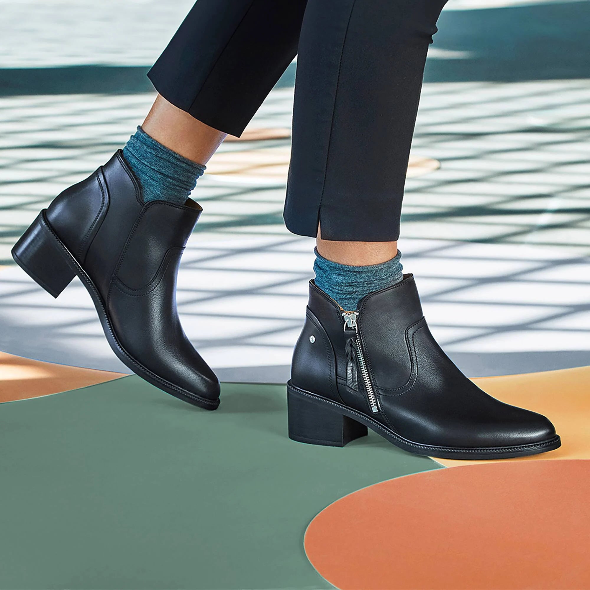 Pikolinos Bacarot Short Ankle Boots with Zip Women's 7