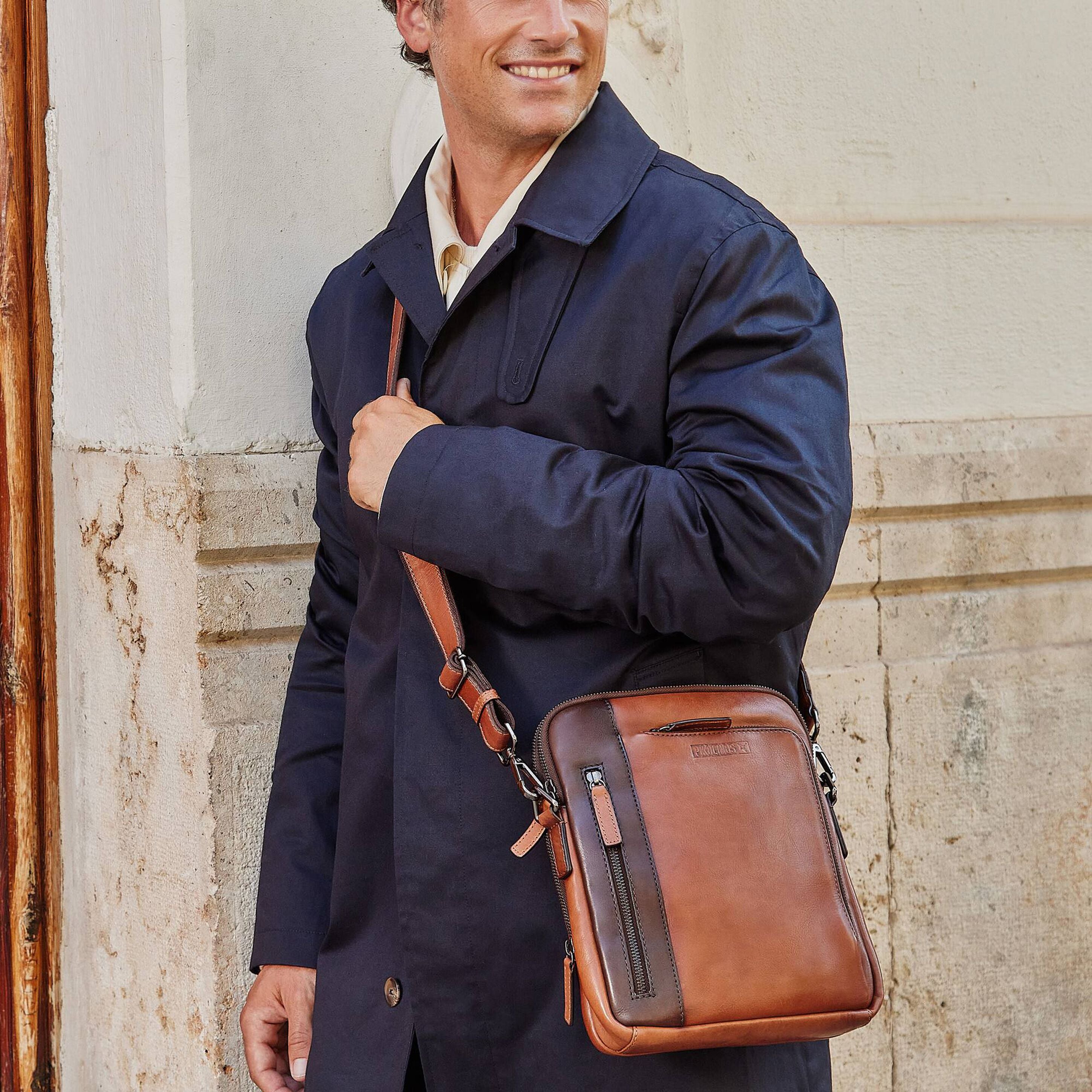 Pikolinos Belmonte Bag Men's 9