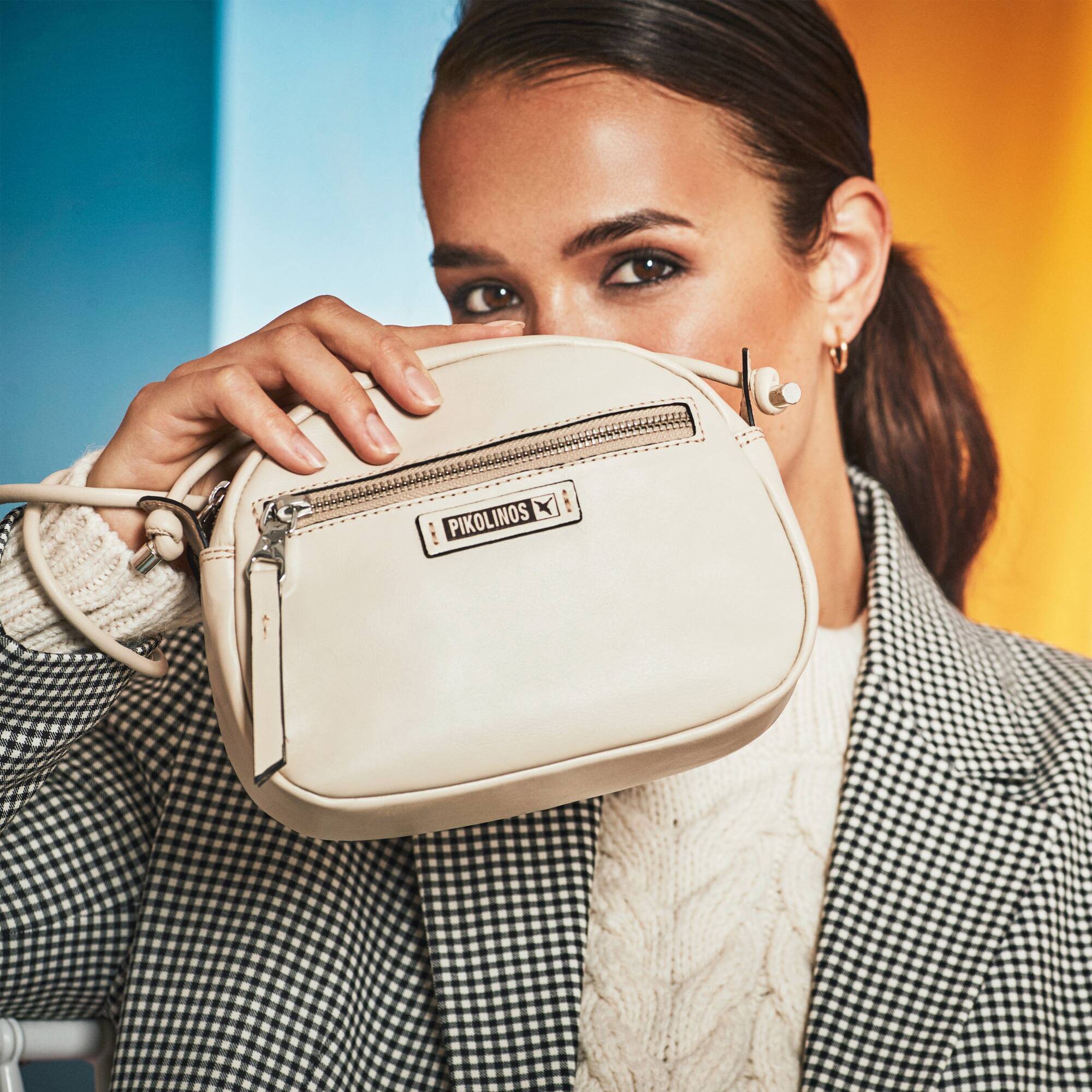 Pikolinos Durango Small Shoulder Bag 4