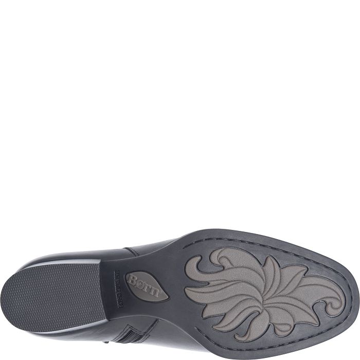 Born Kenzy Bootie Women's 5