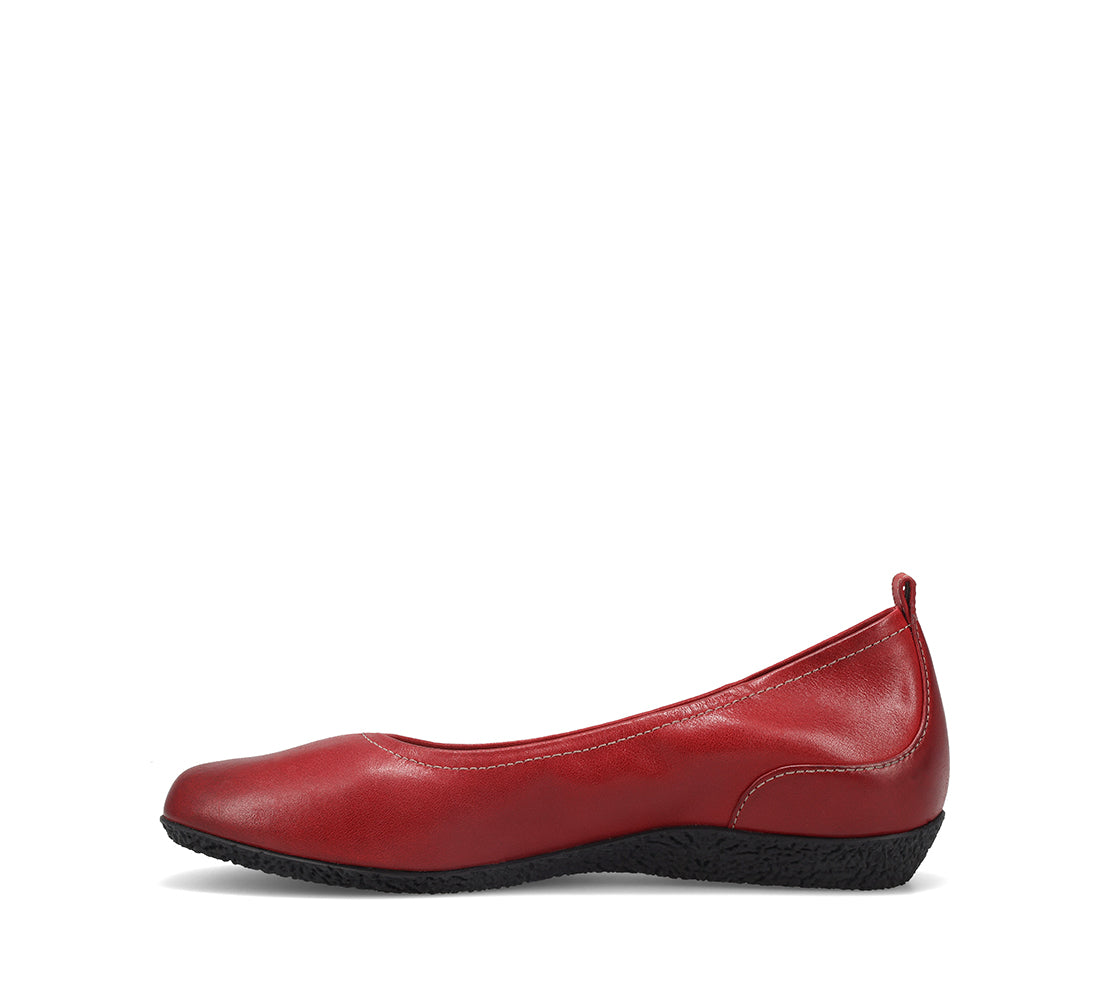 Taos Chit Chat Flat Women's 11