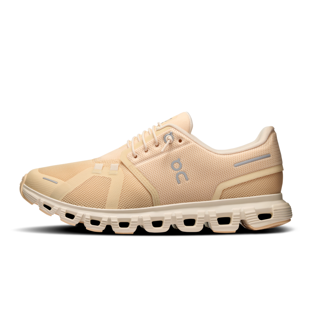 On Cloud 6 Sneaker Women's 18