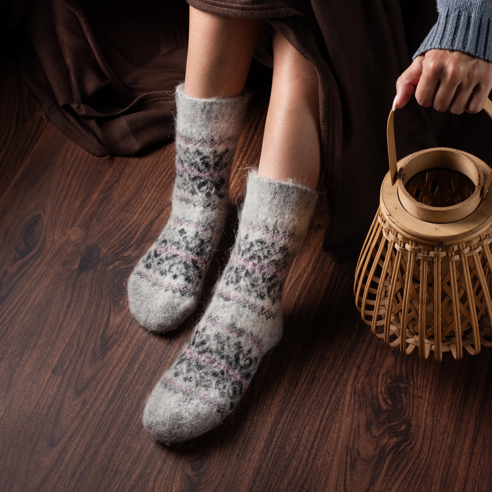 Siberia Spirit Non-Binding Goat Wool Crew Socks Unisex 8