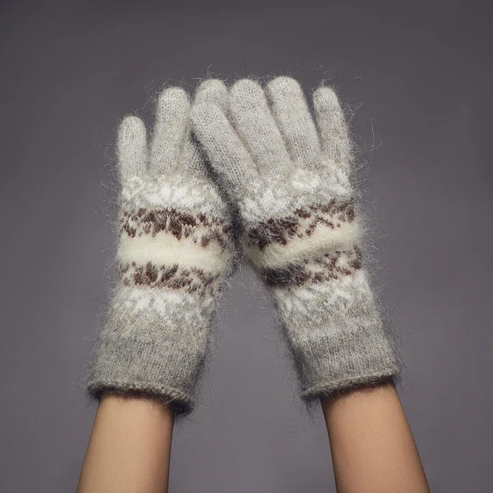 Siberia Spirit Frosted Snowflakes Non-Binding Goat Wool Gloves Women's 2
