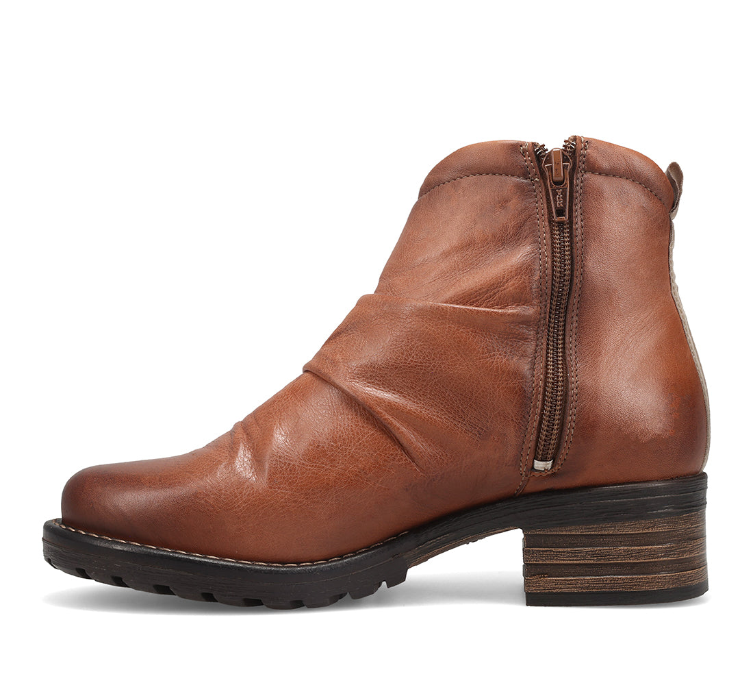 Taos Ravelle Bootie Women's 11