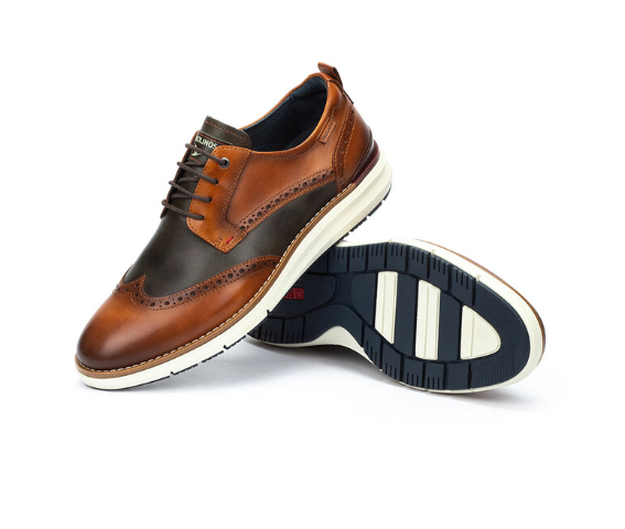 Pikolinos Manacor Wingtip Shoe Men's 13