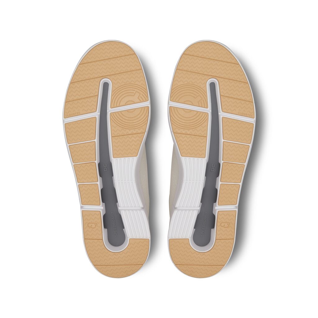 On The Roger Spin Women's 4