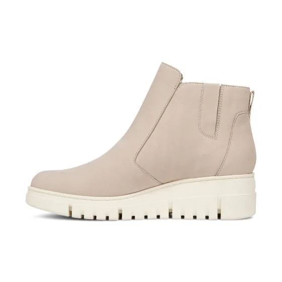 Vionic Uptown Sur Ankle Boot Women's 6