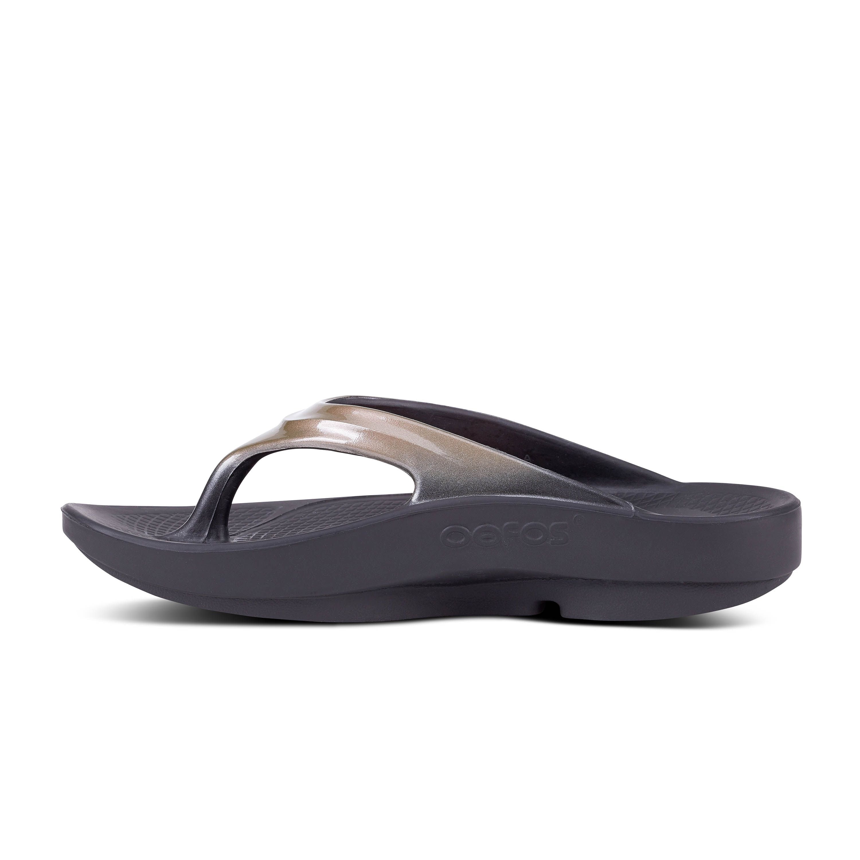 Oofos OOlala Thong Women's