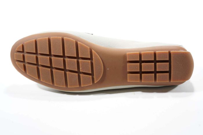 Vaneli Aiker Loafer Women's Bone 4