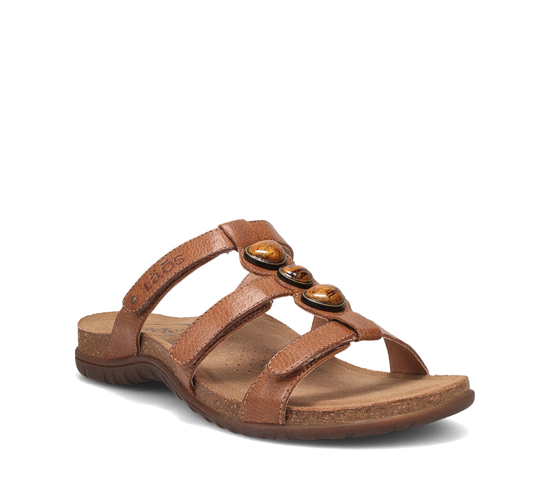 Women's Taos Gemma Color: Hazelnut