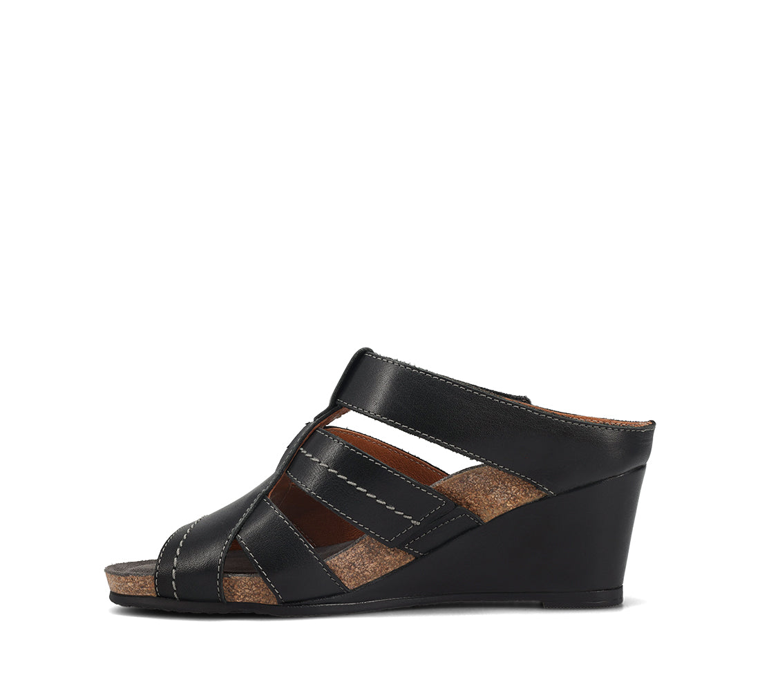 Women's Taos Lydia Color: Black