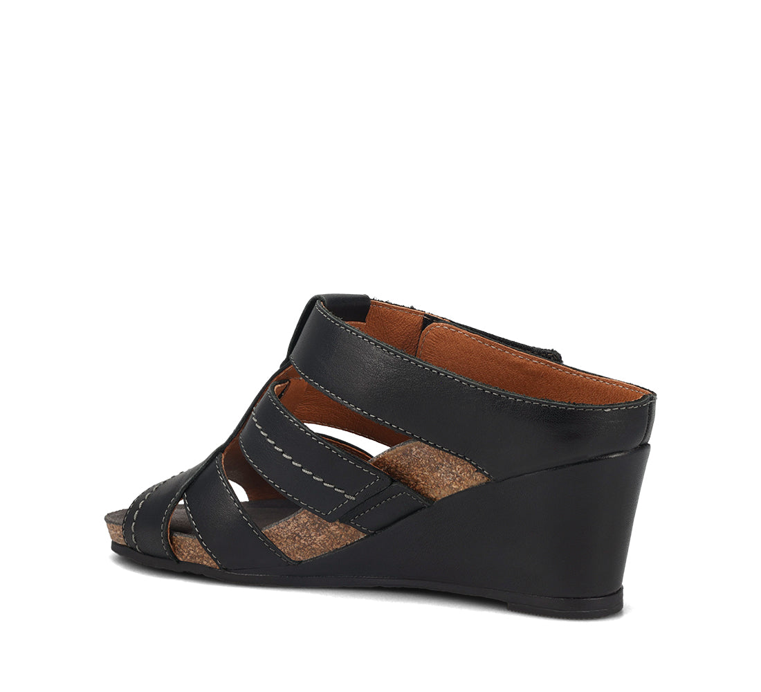 Women's Taos Lydia Color: Black