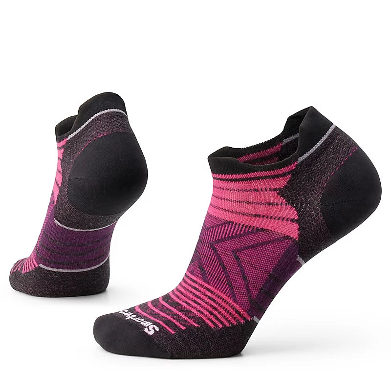 Women's Smartwool Run Zero Cushion Stripe Low Ankle Socks Color: Power Pink