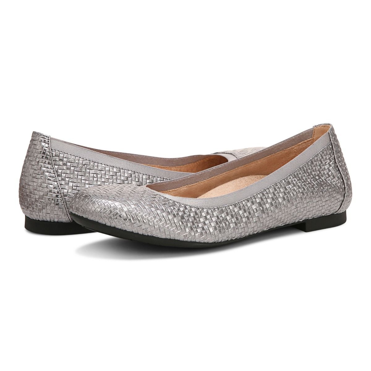 Women's Vionic Anita Flat Color: Silver Leather