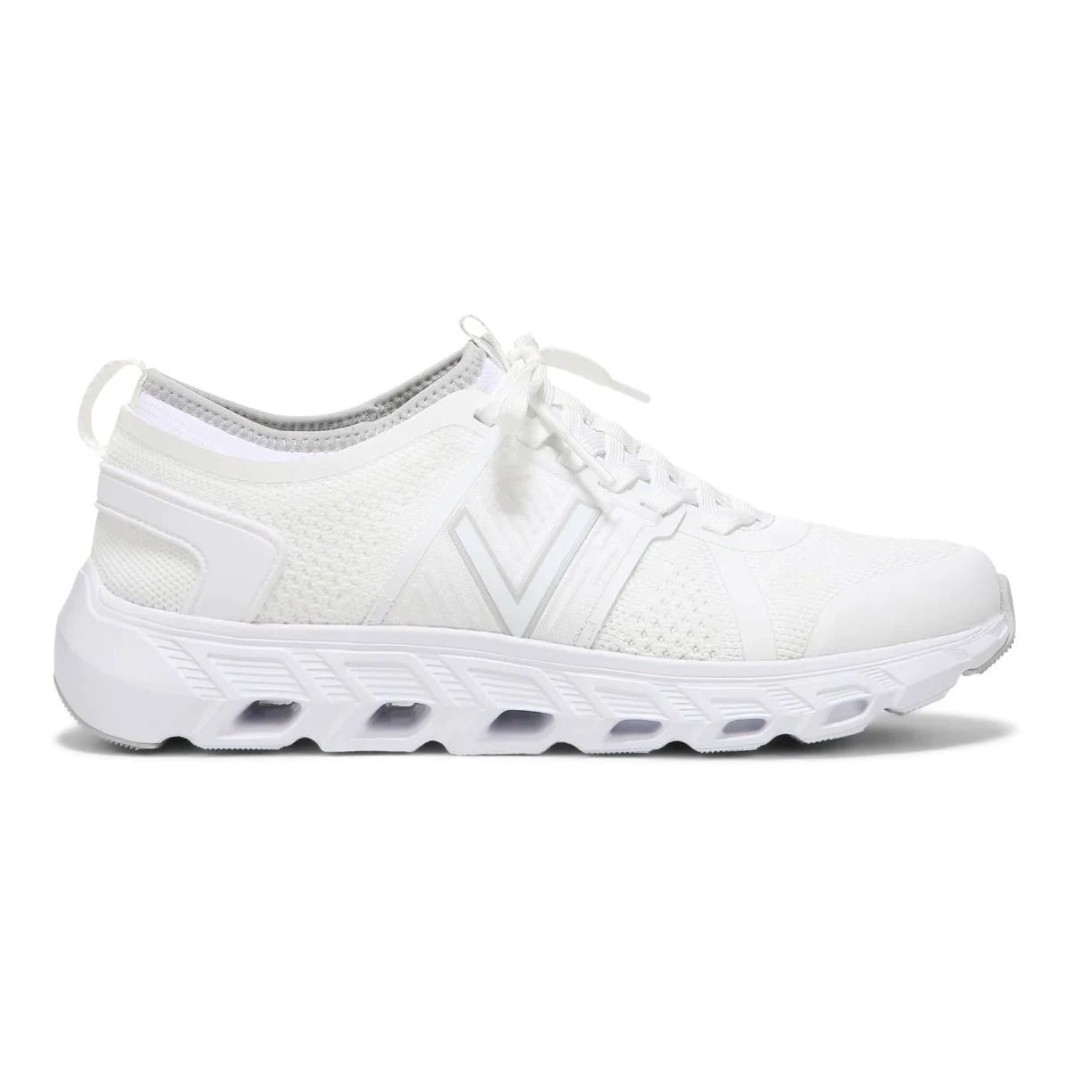 Women's Vionic Captivate Sneaker Color: White
