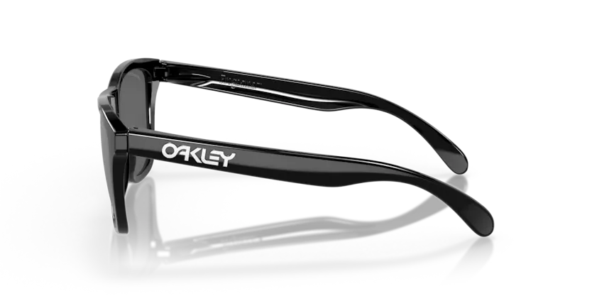 Oakley Frogskins Color: Polished Black with Prizm Black Lens