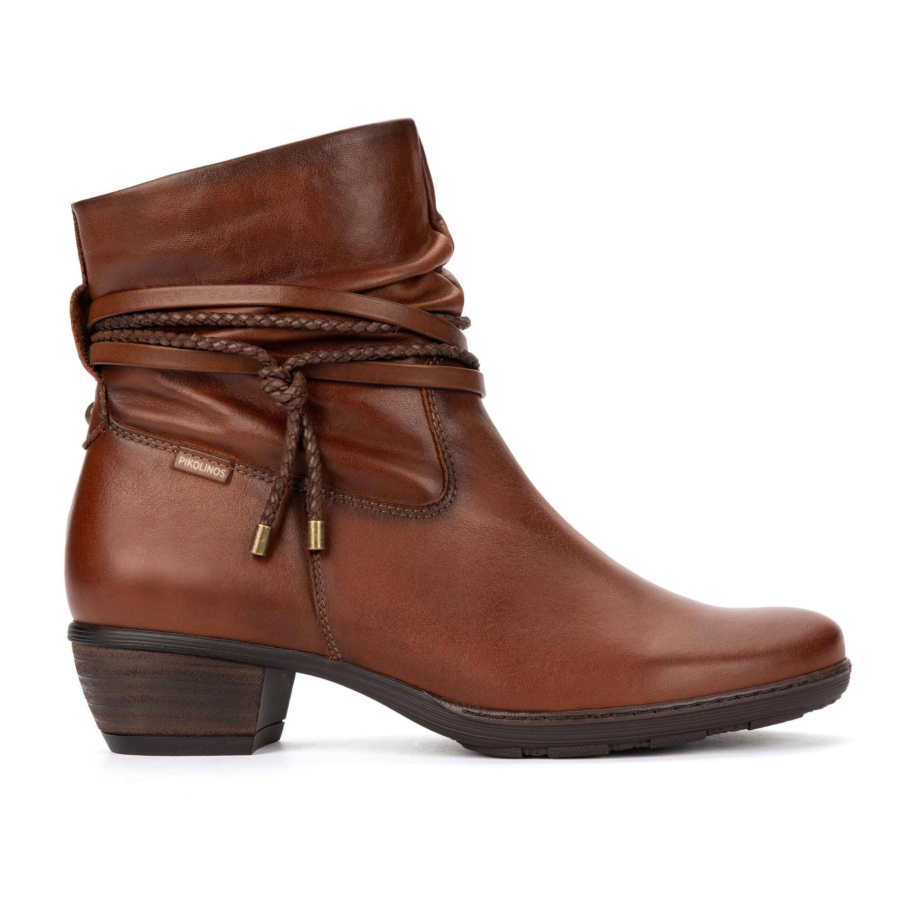 Pikolinos Utiel Ankle Boots with Wrinkled Leather and Decorative Detail Women's 8