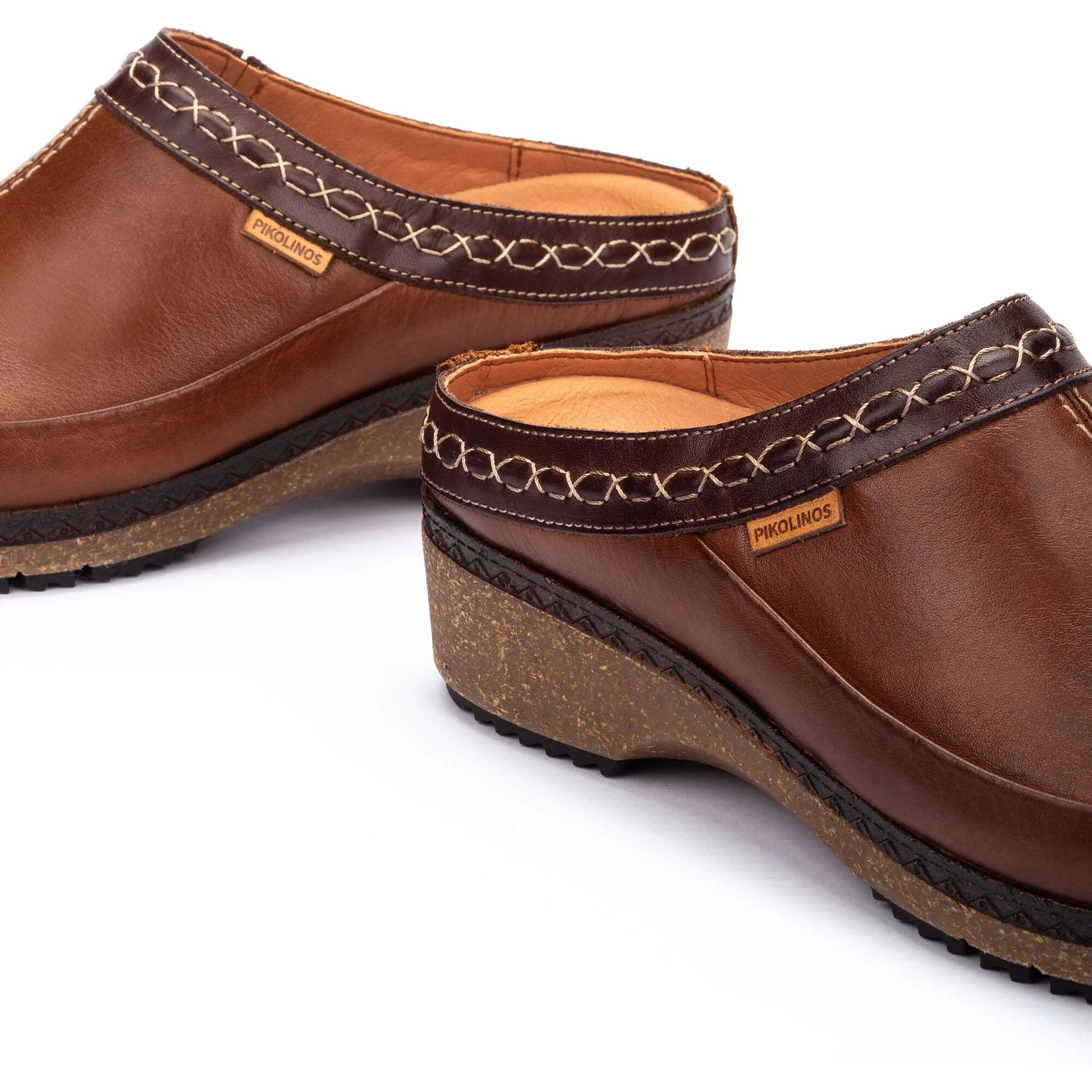 Pikolinos Granada Clog Women's  6