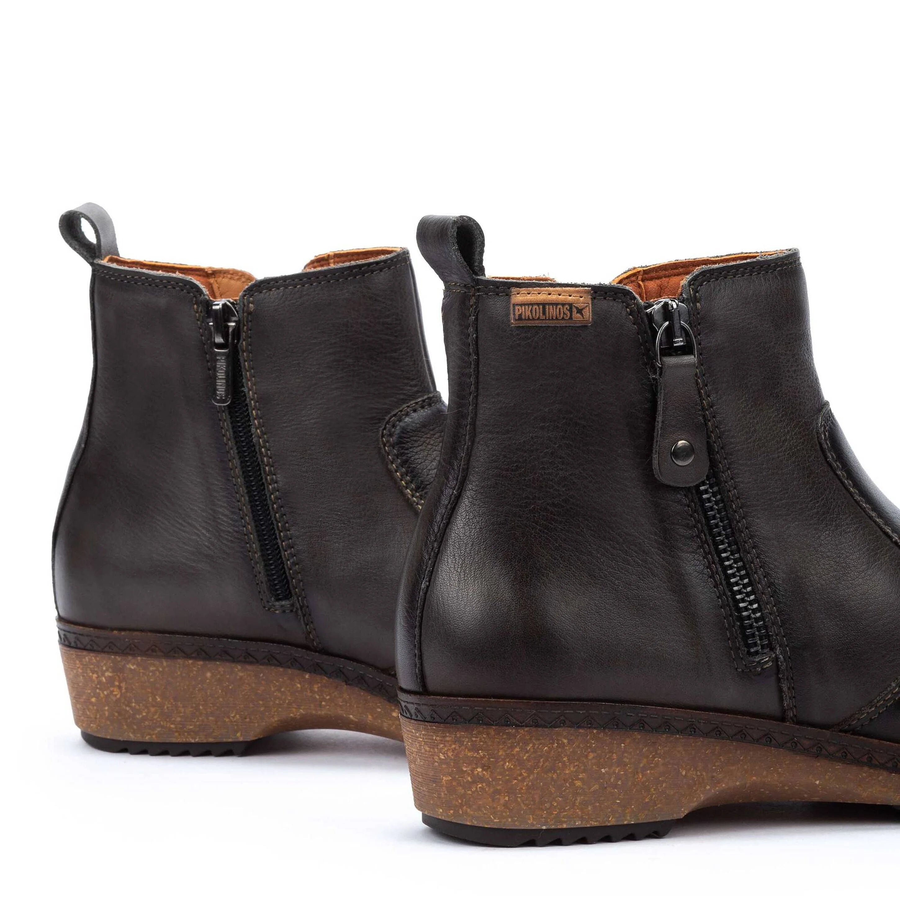 Pikolinos Granada Ankle Boot Women's  6