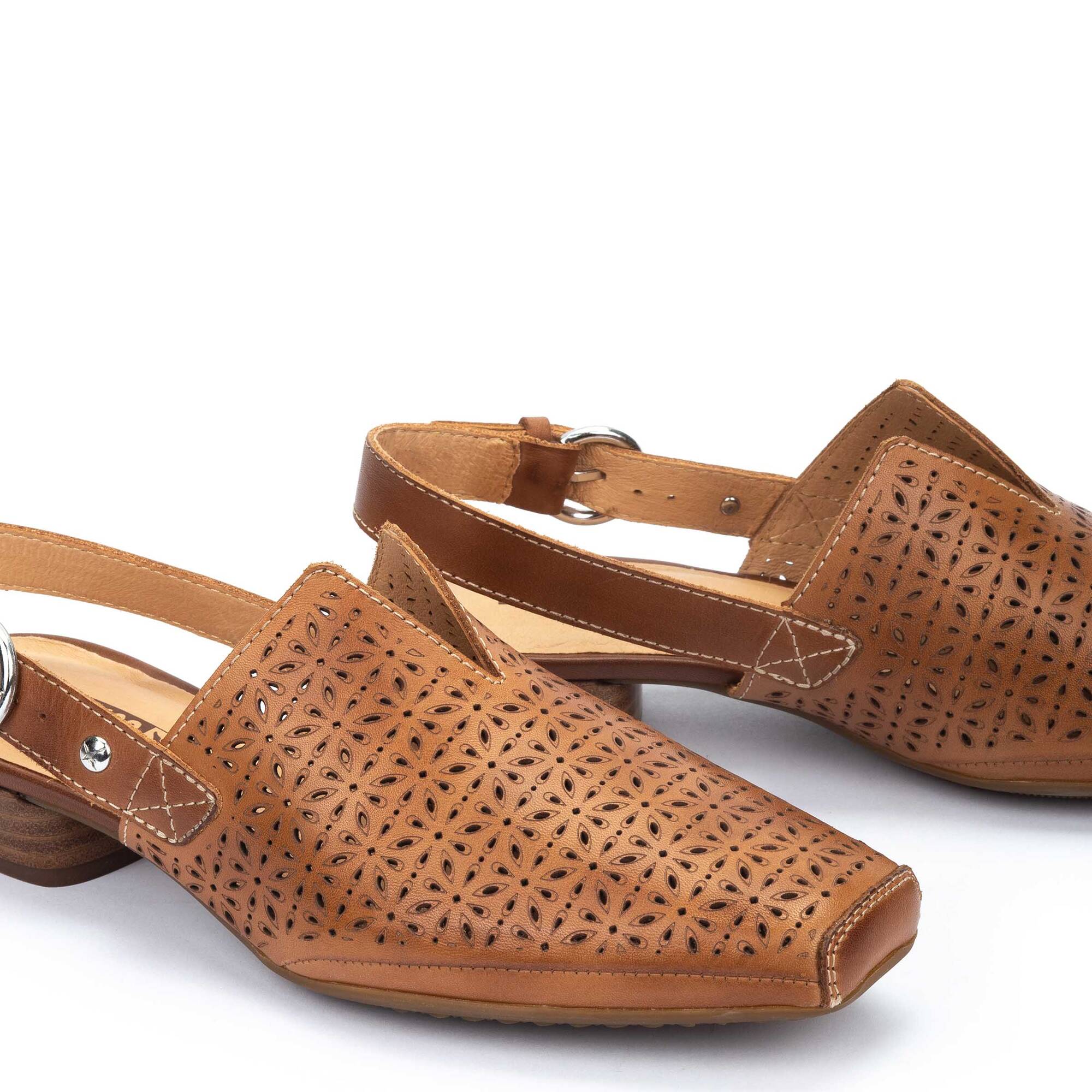 Pikolinos Alameda Heeled Shoes Women's  12