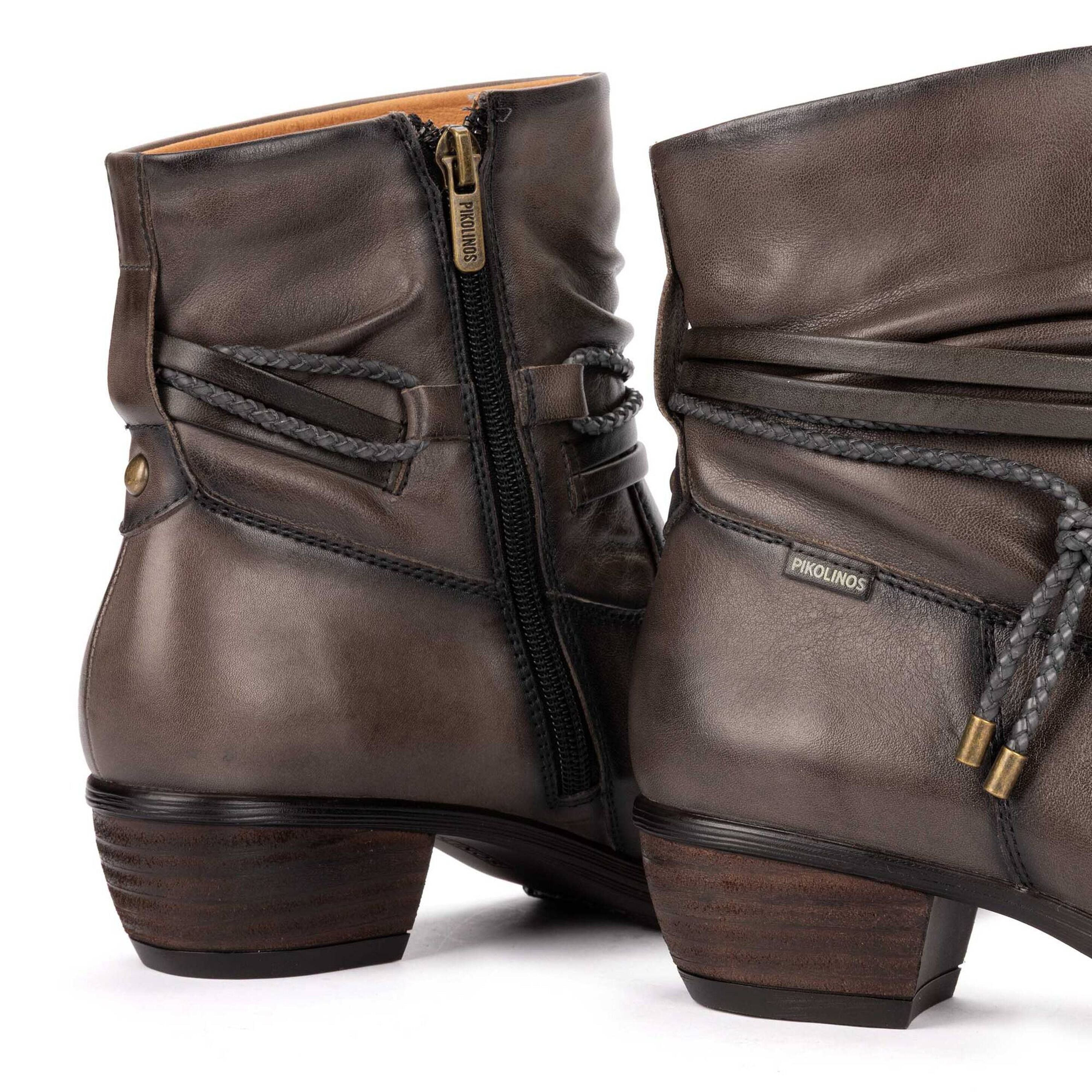 Pikolinos Utiel Ankle Boots with Wrinkled Leather and Decorative Detail Women's 6