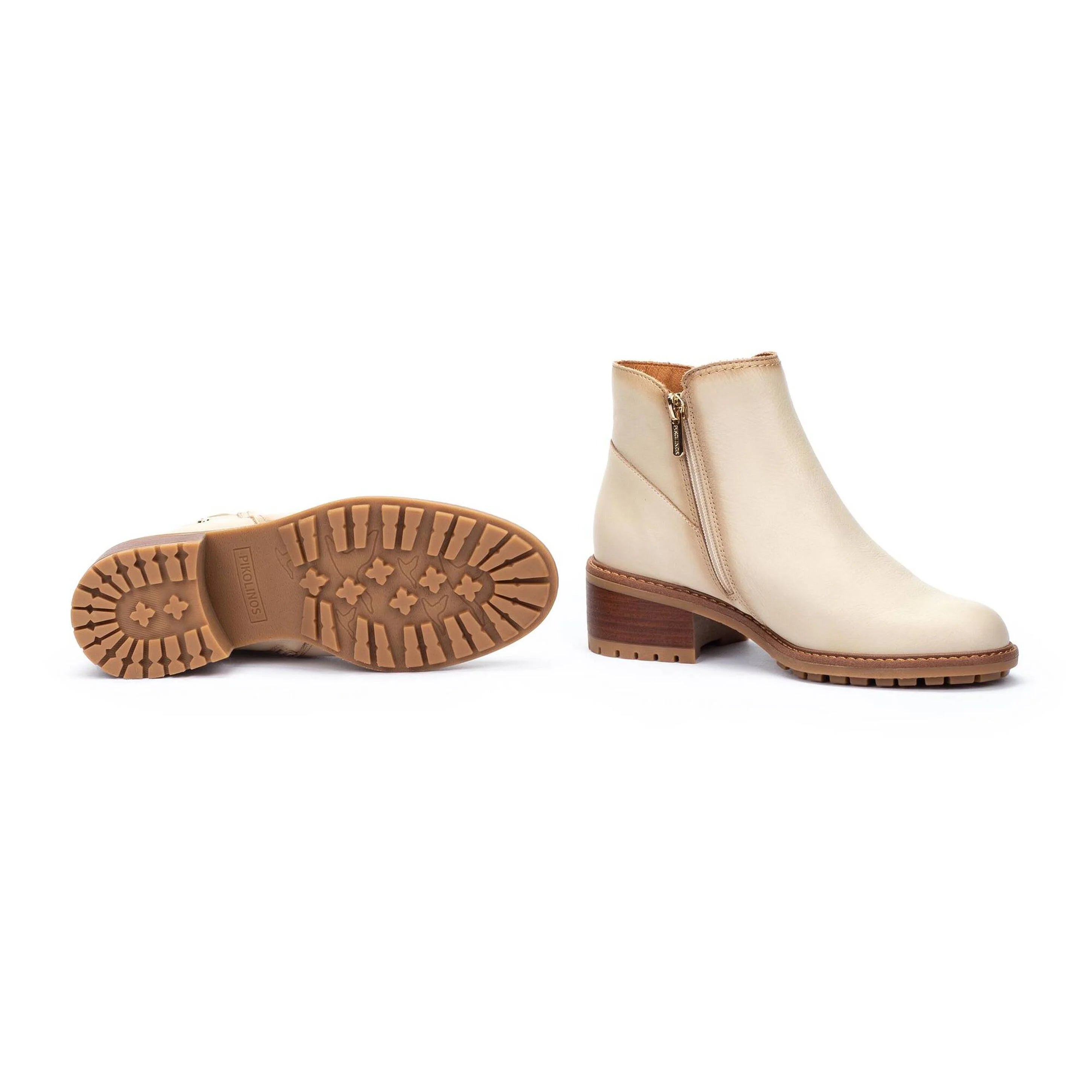 Pikolinos Medina Heeled Ankle Boots Women's  3