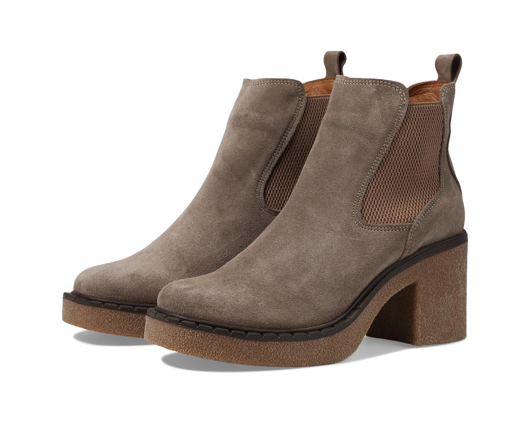 Women's Bueno Hanna Color: Taupe Suede 