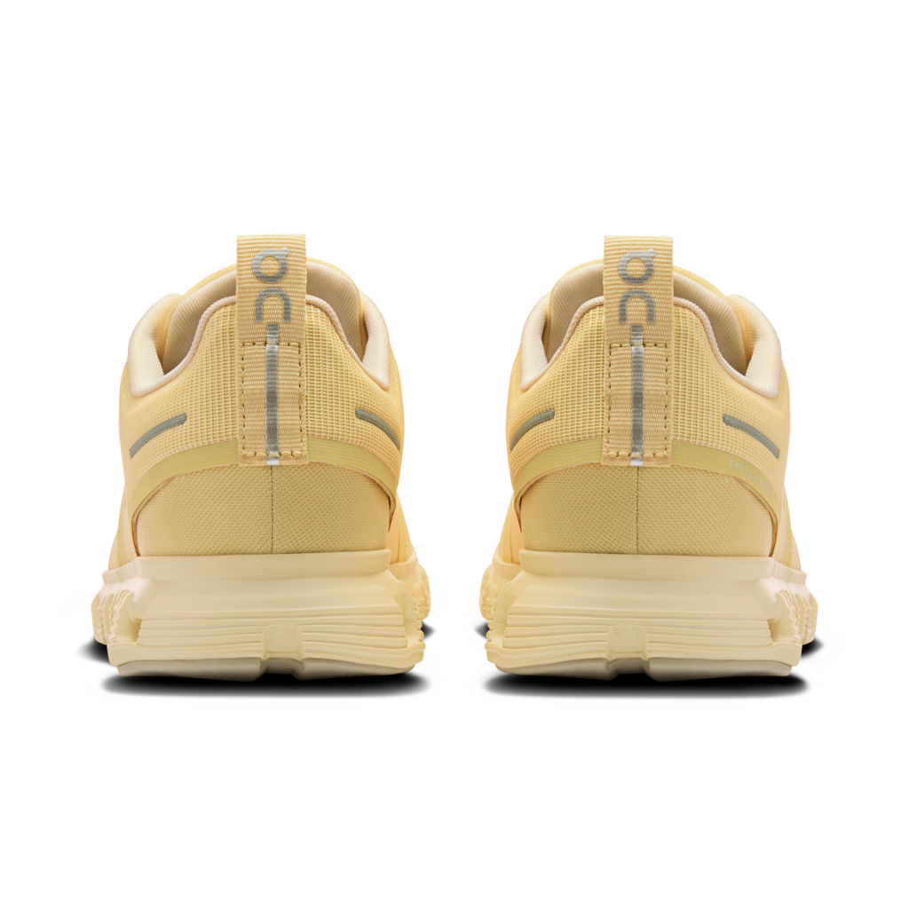On Cloud 6 Waterproof Sneaker Women's  38