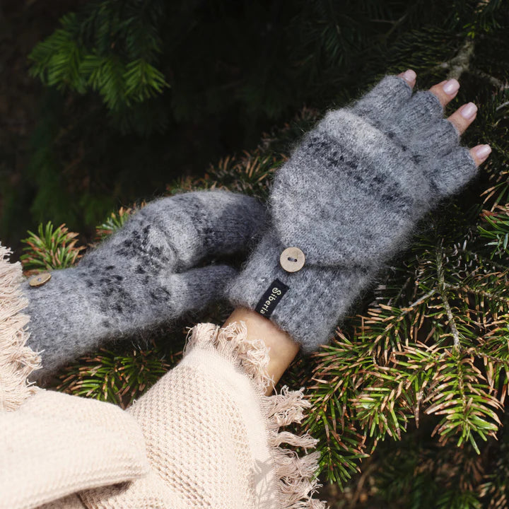 Siberia Spirit Midnight Veil Goat Wool Mitten Gloves Women's  2