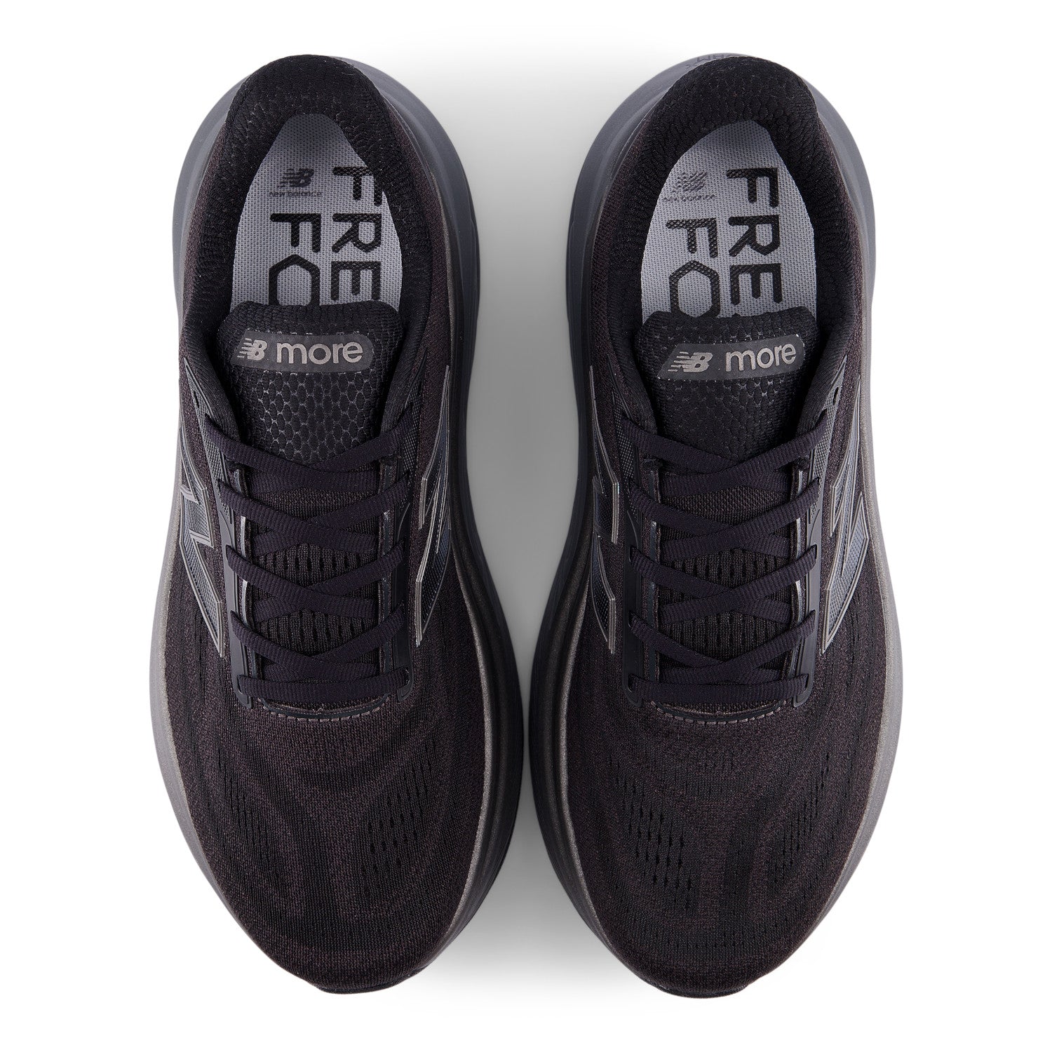 New Balance Fresh Foam X More v6 (MMORLA6) Men's  4