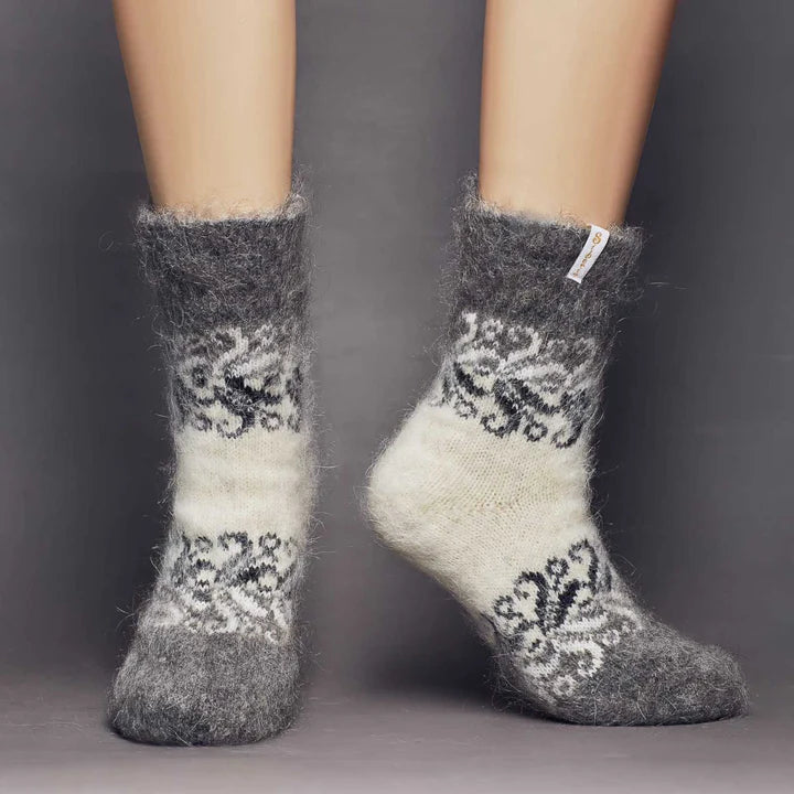 Siberia Spirit Non-Binding Goat Wool Crew Socks Unisex 9