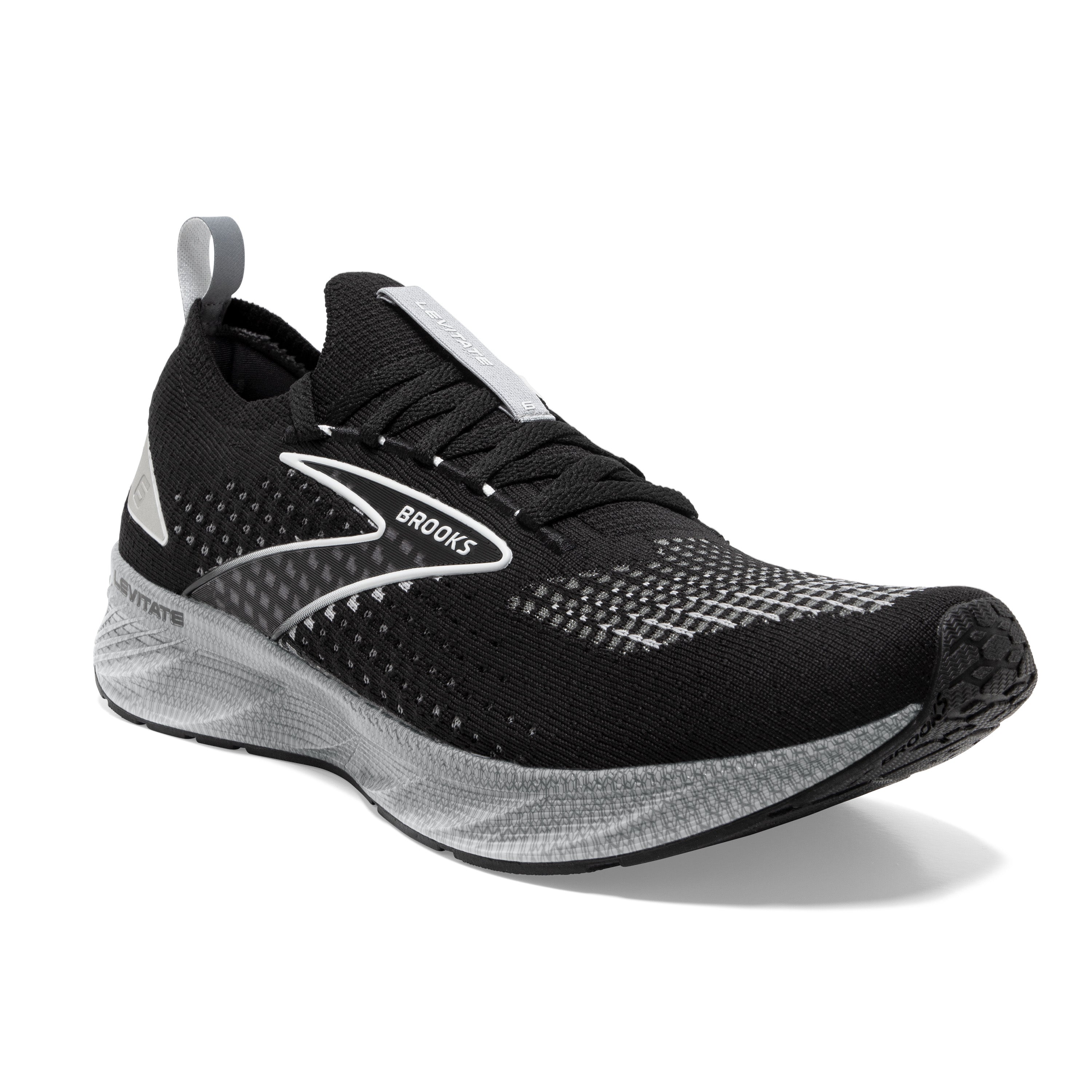 Brooks levitate black store