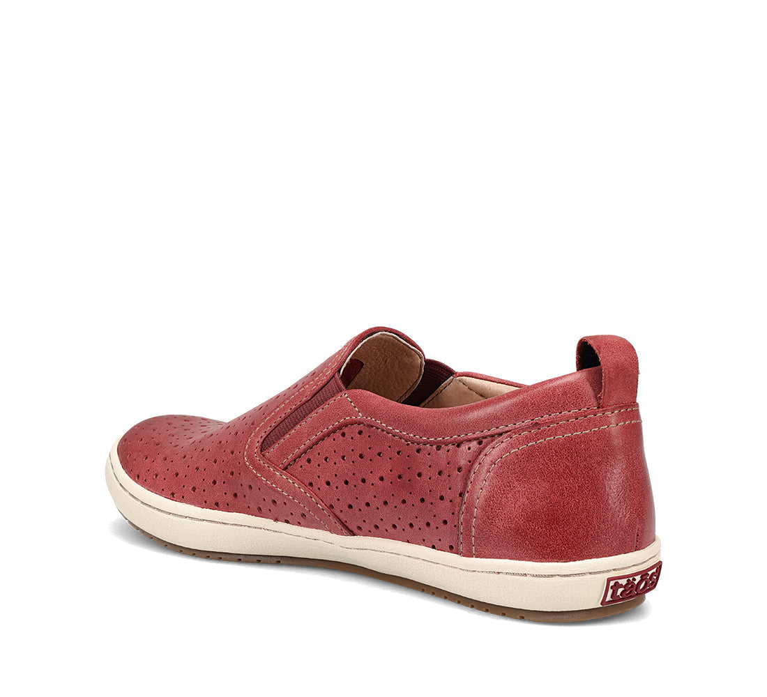 Women's Taos Court Color: Warm Red