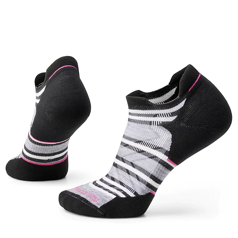Women's Smartwool Run Targeted Cushion Stripe Low Ankle Socks Color: Black 