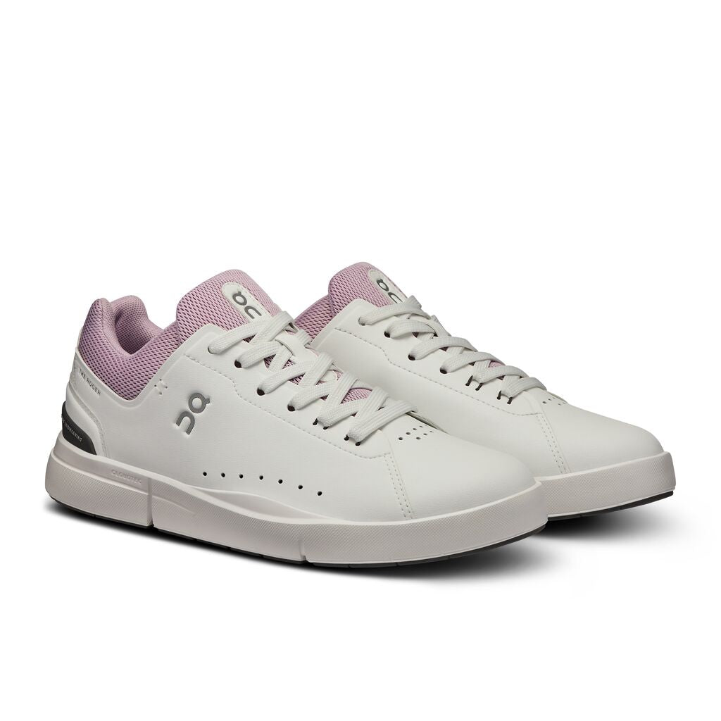 Women's On-Running The Roger Advantage Color: White | Aster